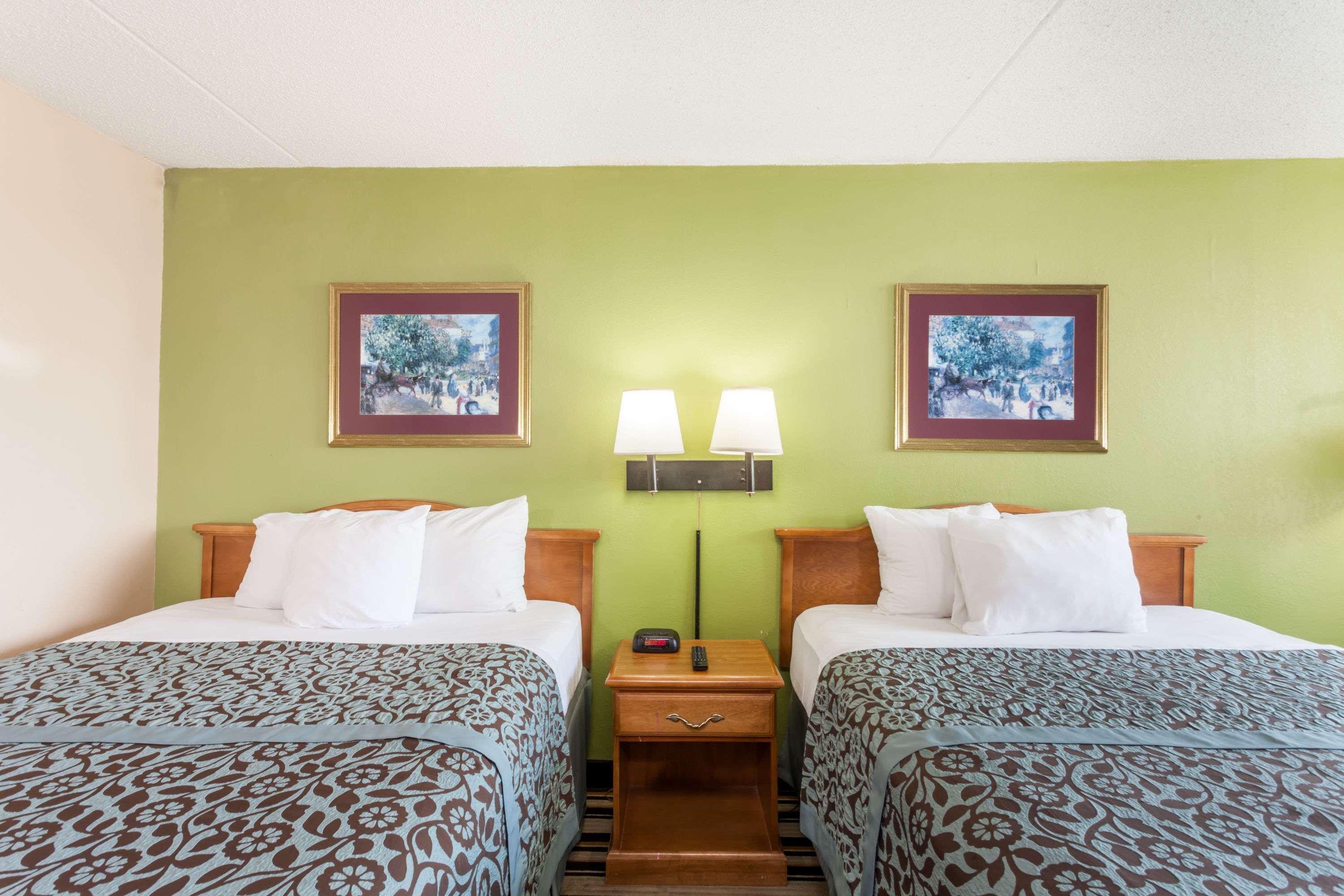 Days By Wyndham Motel