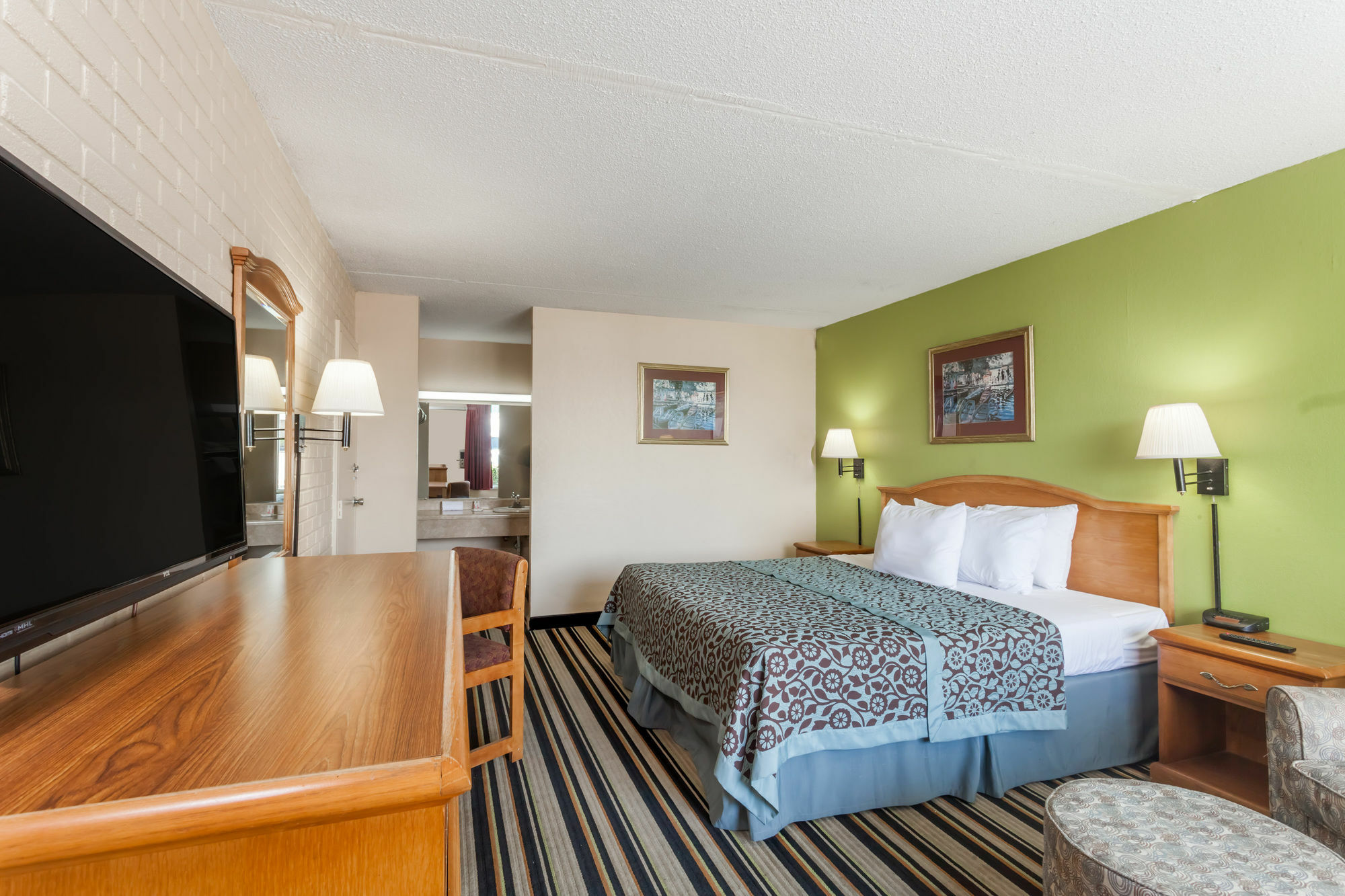 Days By Wyndham Motel